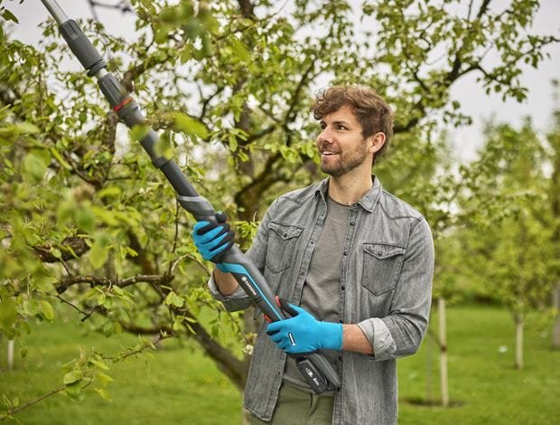 EAN 4078500065559 - Gardena 14774-55 podadora eléctrica Negro, Plata 2,8 cm 18 V Ión de litio imagen 4