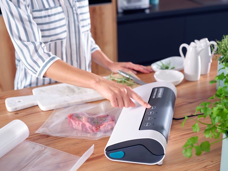 EAN 4006501032355 - Leifheit Vacu Power 300 sellador al vacío 750 mbar Negro, Turquesa, Blanco imagen 9