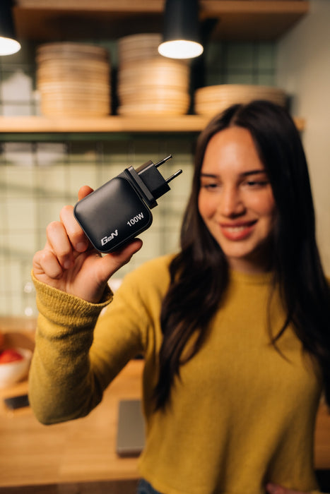 EAN 0023942322306 - Verbatim GaN Charger 100W Universal Negro Corriente alterna Carga rápida Interior imagen 10