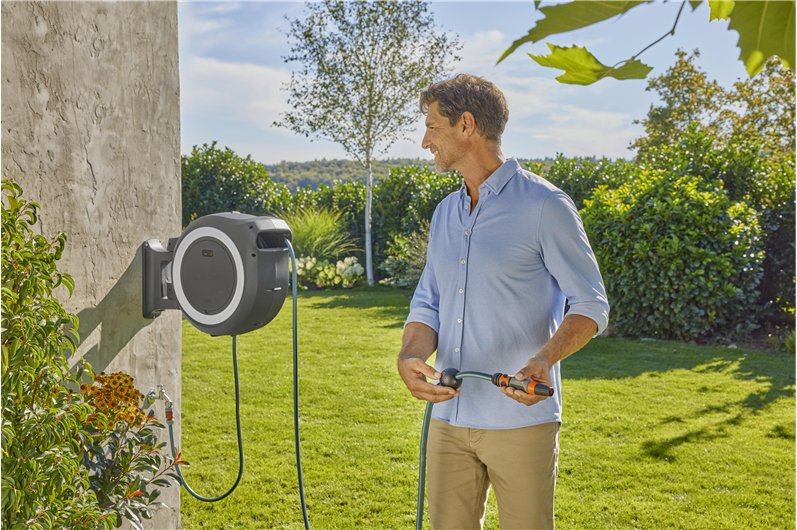 EAN 4066407002456 - Gardena 18647-20 manguera de jardín 40 m Negro imagen 6