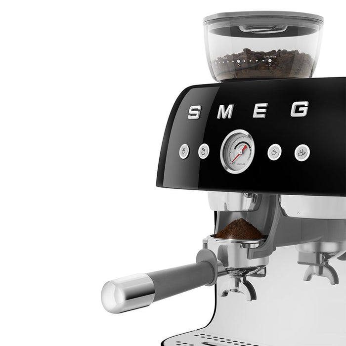 EAN 8017709329846 - Smeg EGF03BLEU cafetera eléctrica Manual Máquina espresso 2,4 L imagen 5
