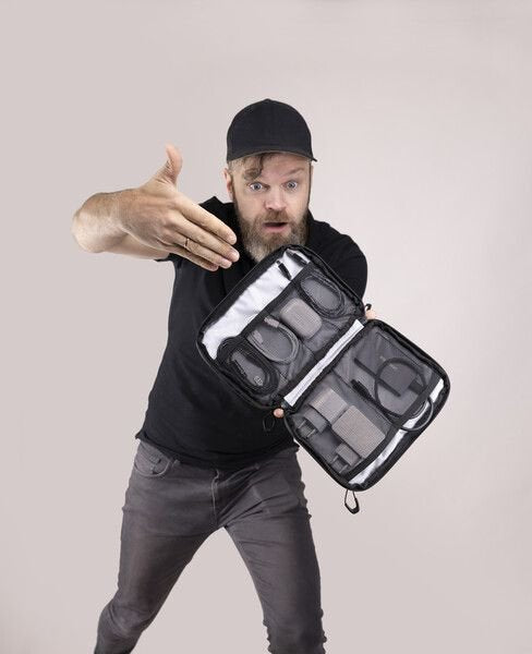 EAN 4024023022203 - TROIKA BLACK TECH POUCH 2 organizador personal Poliéster, Poliuretano (PU), Lona alquitranada Negro imagen 5