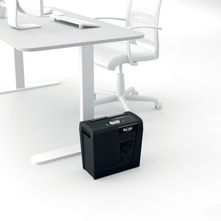 EAN 5028252615266 - Rexel Secure X6 triturador de papel Corte cruzado 70 dB Negro imagen 3