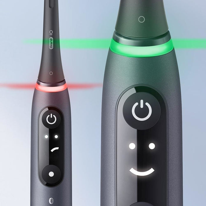 EAN 4210201363026 - Oral-B iO 4210201363026 cepillo eléctrico para dientes Adulto Cepillo dental giratorio Negro imagen 2