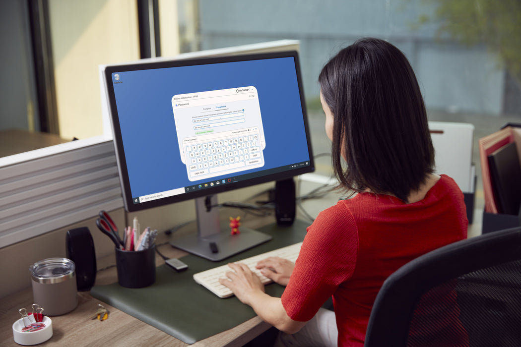 EAN 740617330298 - Kingston Technology IronKey Vault Privacy 50 unidad flash USB USB Tipo C 3.2 Gen 1 (3.1 Gen 1) Negro, Azul imagen 6