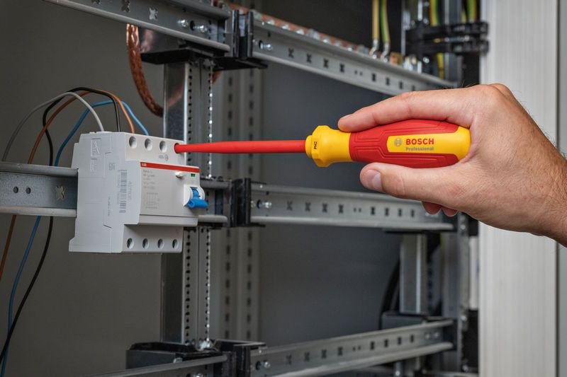 EAN 4053423246742 - Bosch 1.600.A02.NF7 Juego Destornillador plano imagen 3