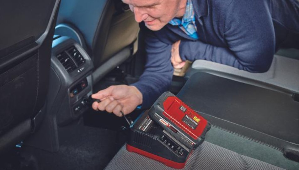 EAN 4006825655377 - Einhell Power X-Car Charger 3A cargador de batería Universal Encendedor de cigarrillos imagen 3