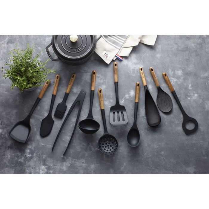 EAN 3272340040962 - Staub Silicone Soup Ladle cucharón Negro imagen 4