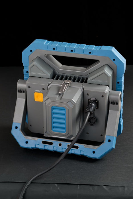 EAN 4007123674589 - Brennenstuhl BS 8050 MH Cian, Gris LED 82 W imagen 8