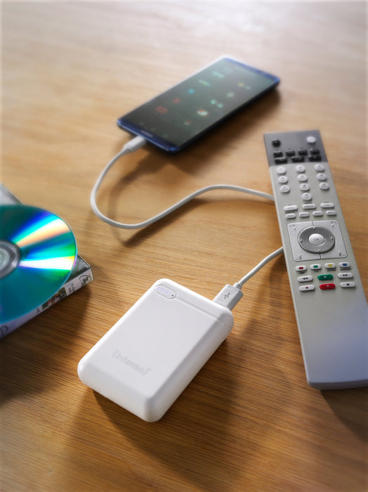 EAN 4034303028405 - Intenso XS10000 Polímero de litio 10000 mAh Blanco imagen 8