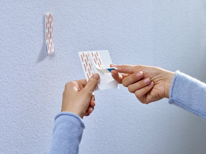 EAN 4042448340504 - TESA 77776-00000 gancho para almacenamiento Interior Gancho universal Blanco 2 pieza(s) imagen 13