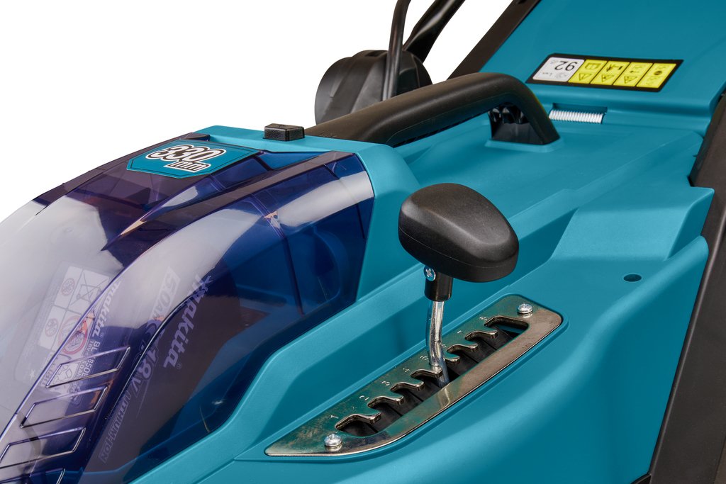 EAN 0088381757942 - Makita DLM330RT cortadora de césped Cortacésped manual Batería Negro, Azul imagen 6