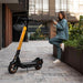 EAN 8435484071086 - Cecotec 07108 patinete eléctrico Negro, Amarillo 25 kmh 10 Ah imagen 9