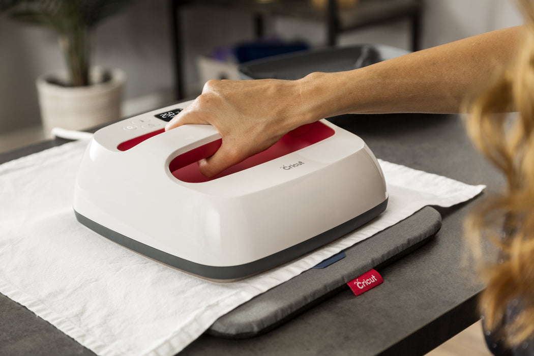 EAN 0093573368363 - Cricut 2006053 plancha de accesorio y suministro Esterilla protectora de planchado imagen 4