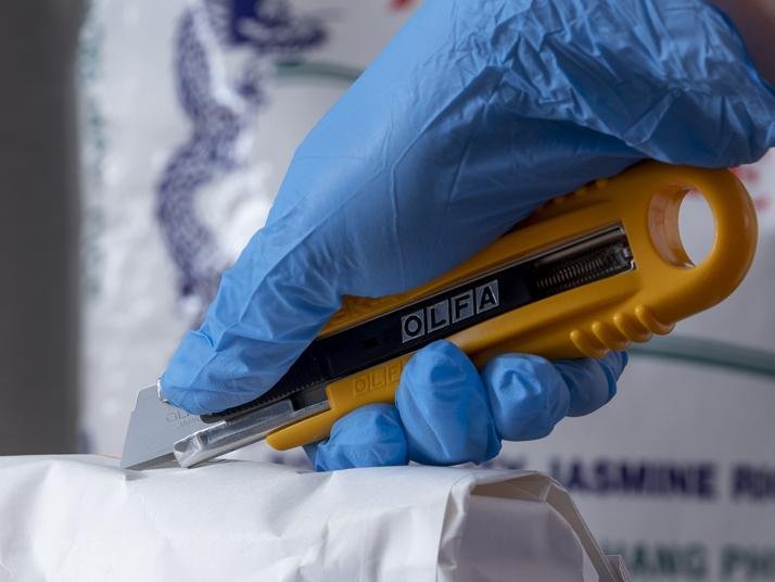 EAN 0091511400625 - Olfa SK-4 Negro, Amarillo Cúter de cuchillas intercambiables imagen 5