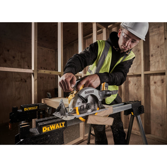 EAN 5035048739969 - DeWALT DCS565N-XJ sierra circular portátil 2400 W imagen 6
