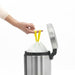 EAN 8710755112164 - Brabantia Pedal Bin newIcon Alrededor Acero pulido imagen 3