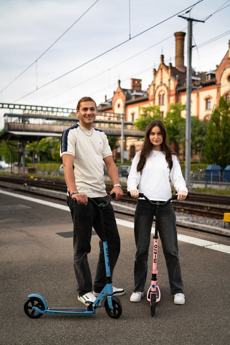 EAN 7630053546984 - Micro Mobility Micro Speed Deluxe Adultos Patinete clásico Rosa imagen 6