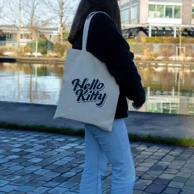 EAN 3328170300797 - Konix Wink - Hello Kitty Blanco Bolso grande imagen 4