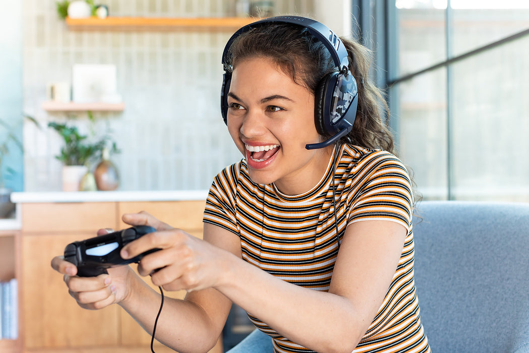 EAN 0731855065554 - Turtle Beach Recon 70 Auriculares Alámbrico Diadema Juego Negro, Azul, Camuflaje imagen 15