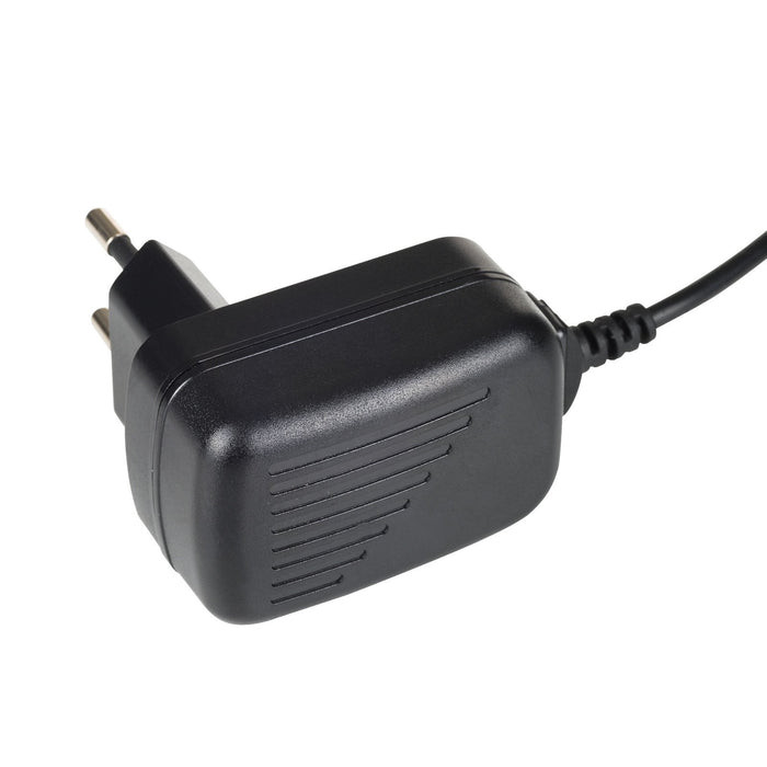 EAN 5901720136275 - Akyga AK-TB-33 adaptador e inversor de corriente Interior 10 W Negro imagen 2