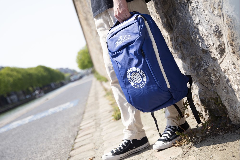 EAN 3328170287401 - Konix My Hero Academia Gaming 43,2 cm (17") Mochila Azul, Blanco imagen 9