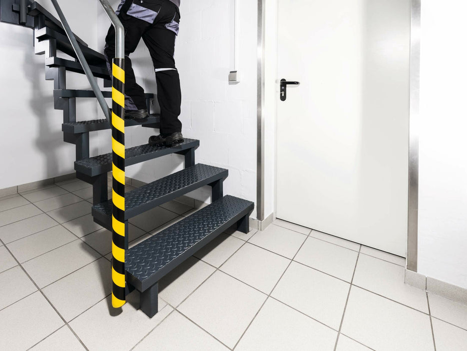 EAN 4005546735801 - Durable 1115130 cantonera de pared imagen 3