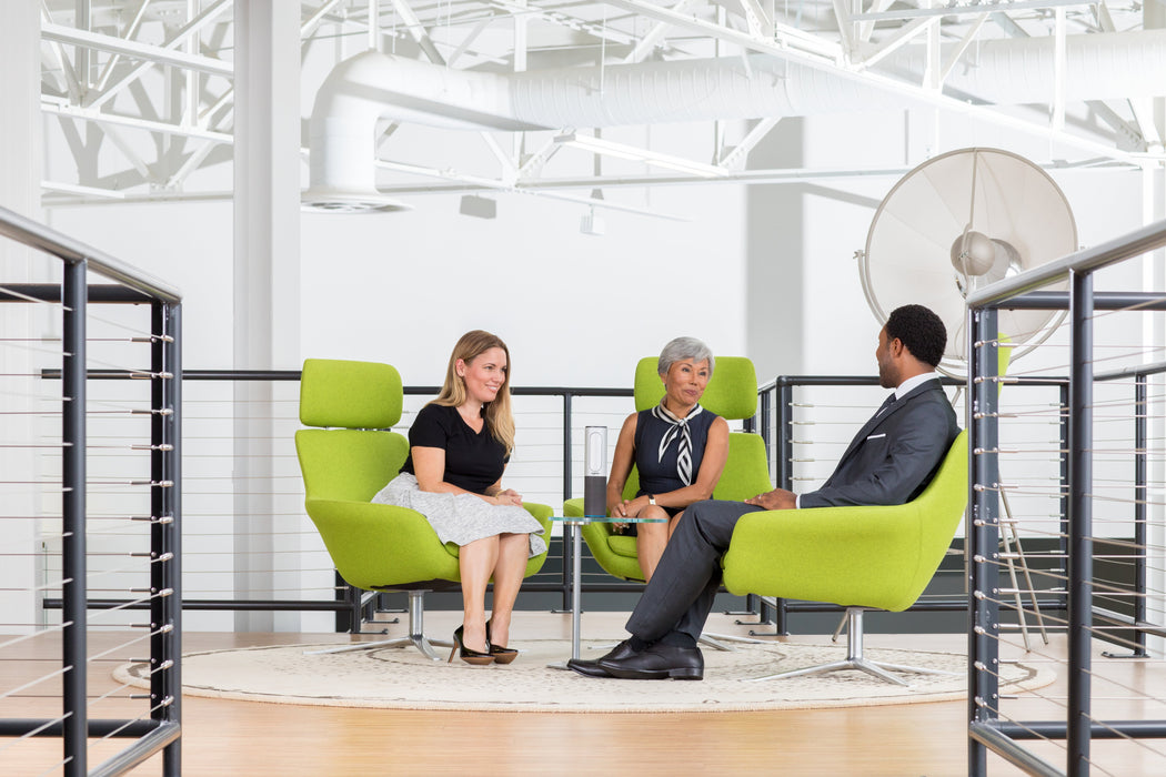 EAN 3082015015832 - Logitech 960-001034 cámara de videoconferencia Plata 1920 x 1080 Pixeles imagen 14