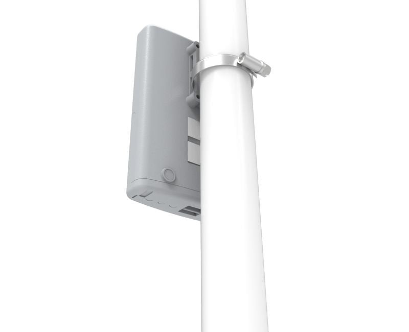 EAN 4752224000354 - Mikrotik PowerBox router Ethernet rápido Blanco imagen 3