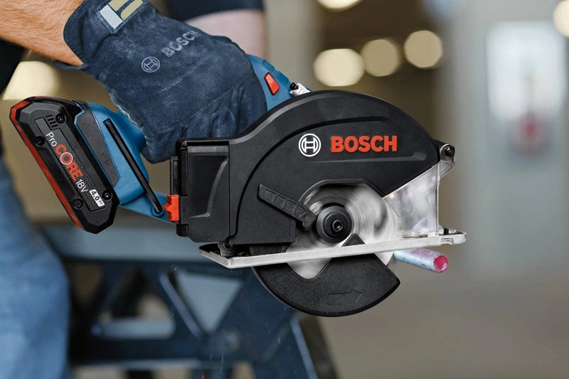 EAN 4059952548371 - Bosch GKM 18V-50 PROFESSIONAL 13,6 cm Negro, Azul, Rojo 4250 RPM imagen 2