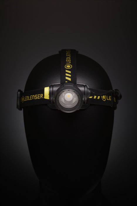 EAN 4058205021029 - Ledlenser 502195 linterna Negro, Amarillo Linterna con cinta para cabeza LED imagen 7