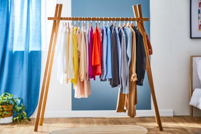 EAN 3121040084199 - Tefal DT8230E1 vaporizador para ropa Vaporizador manual de prendas 0,2 L 2000 W Negro imagen 4