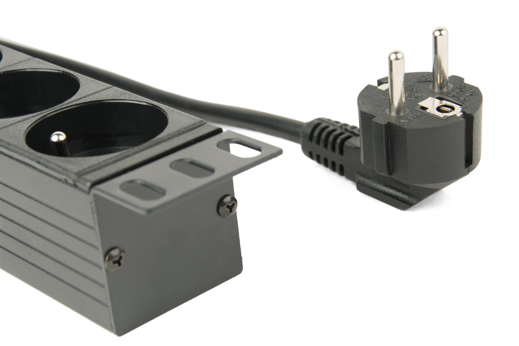 EAN 8716309116817 - Gembird EG-PDU-014-F unidad de distribución de energía (PDU) 8 salidas AC 1U Negro imagen 5