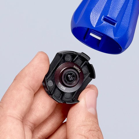 EAN 4003773088127 - Knipex 90 31 03 BK cortatubos manual Cortador para tubos imagen 23