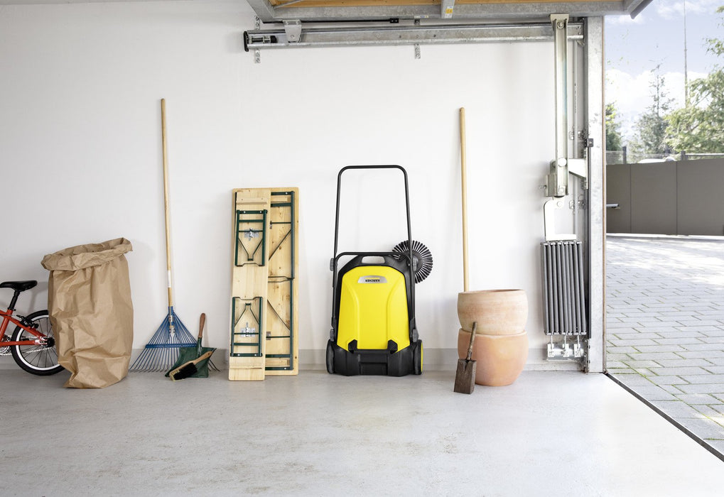 EAN 4054278247922 - Kärcher S 4 escoba Negro, Amarillo imagen 9