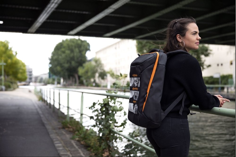 EAN 3328170286787 - Konix Naruto 43,2 cm (17") Mochila Negro imagen 11