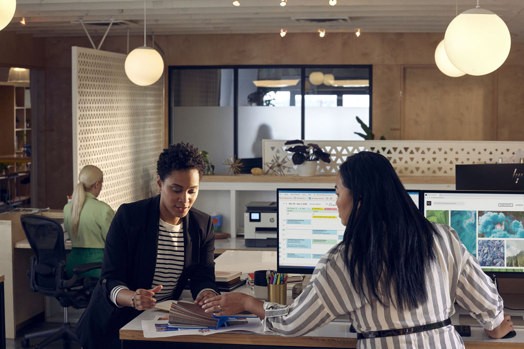 EAN 0196786299742 - HP E24t G5 FHD Touch Monitor pantalla para PC 60,5 cm (23.8") 1920 x 1080 Pixeles Full HD LCD Negro imagen 12