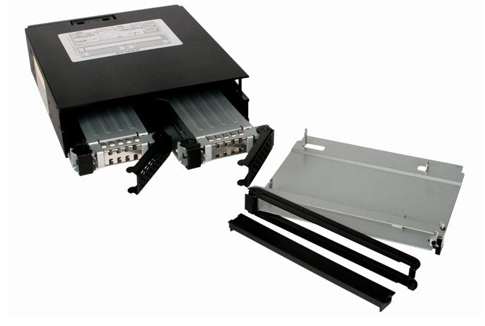 EAN 4711132868968 - Icy Dock MB994IPO-3SB panel bahía disco duro 2x 2,5" Bandeja para disco duro Negro imagen 4