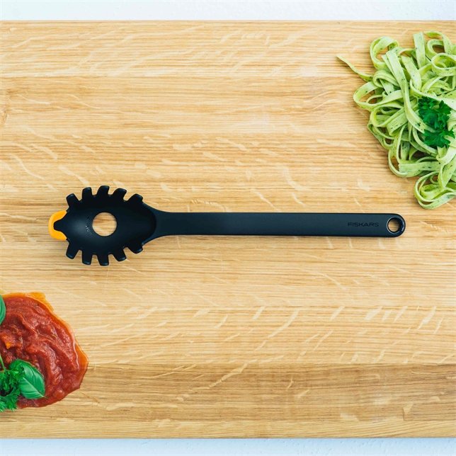 EAN 6424002009689 - Fiskars 1027301 cuchara de pasta Plástico, Silicona imagen 5