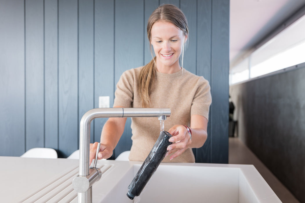 EAN 8059019015675 - Hoover HF322YHM 011 Aspiradora escoba 2 en 1 Batería Secar Tela Sin bolsa 0,7 L 280 W Gris imagen 7