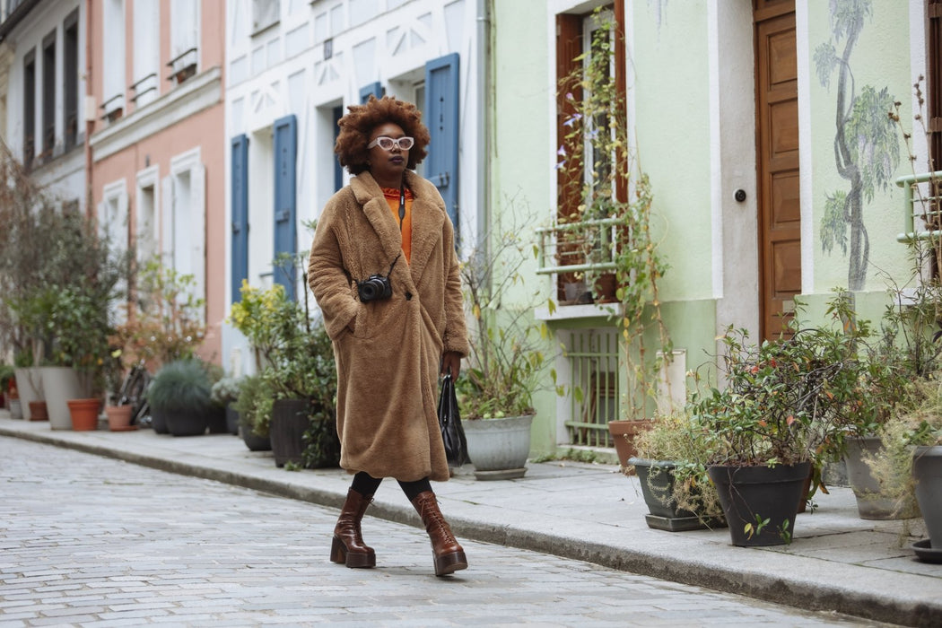 EAN 4549292205046 - Canon EOS R50, Black + RF-S 18-45mm F4.5-6.3 IS STM Kit MILC 24,2 MP CMOS 6000 x 4000 Pixeles Negro imagen 14