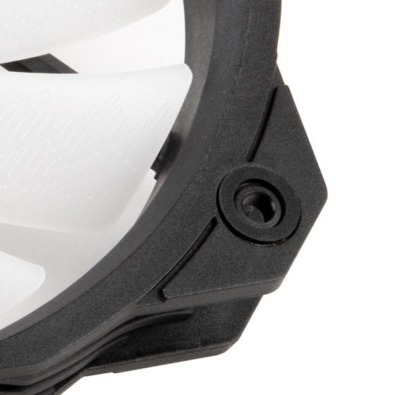 EAN 4710679814650 - Silverstone Shark Force 160 ARGB Carcasa del ordenador Ventilador Negro, Blanco 1 pieza(s) imagen 6