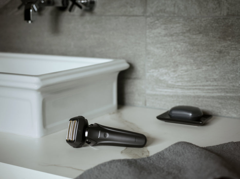 EAN 5025232925209 - Panasonic ES-LS6A Máquina de afeitar de láminas Recortadora Negro imagen 6