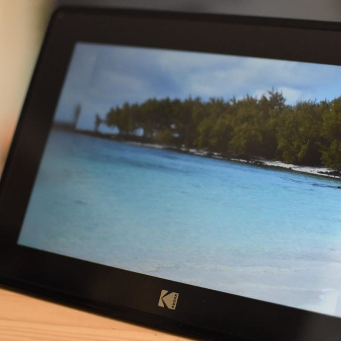 EAN 6972072900295 - Kodak RCF-106H marco fotográfico digital Negro 25,4 cm (10") Pantalla táctil Wifi imagen 11