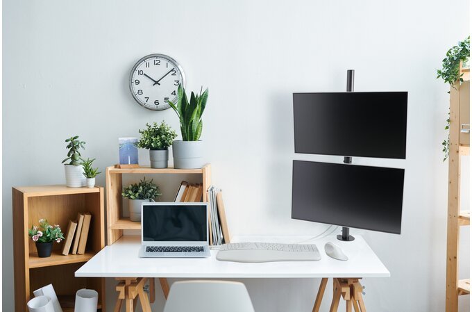 EAN 0085896538028 - Kensington K53802WW soporte para monitor 81,3 cm (32") Escritorio Negro imagen 7