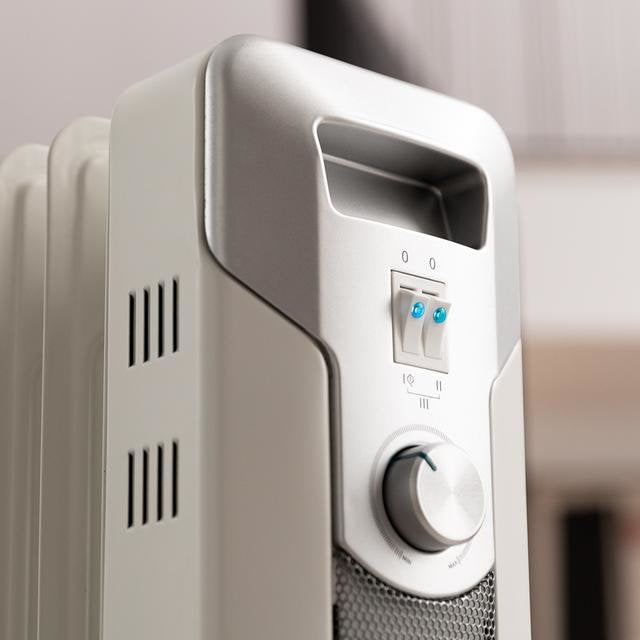 EAN 8435484058841 - Cecotec 05884 calefactor eléctrico Interior Blanco 2500 W Radiador de aceite eléctrico imagen 5