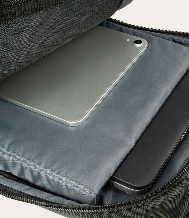 EAN 8020252118331 - Tucano Lunar 40,6 cm (16") Mochila Negro imagen 7