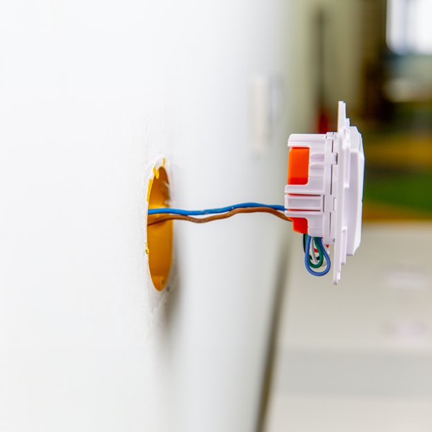 EAN 3800235261828 - Shelly i4 Gen3 alimentación del relé Naranja imagen 4