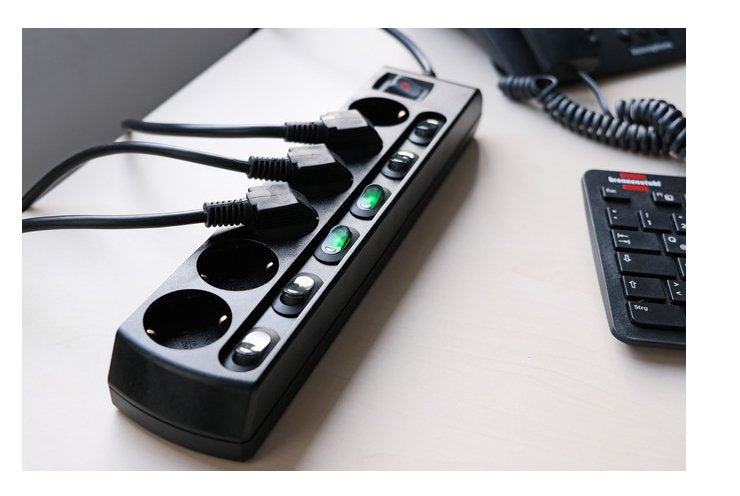 EAN 4007123667482 - Brennenstuhl 1153110116 base múltiple 2 m 6 salidas AC Interior Negro imagen 6