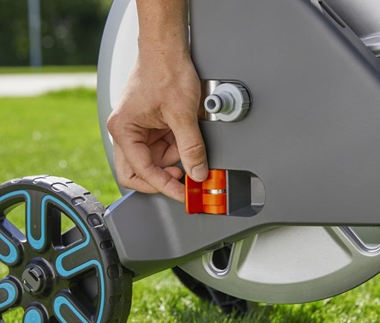 EAN 4078500045032 - Gardena 18541-20 carrete de manguera de jardín Carretera con varias posiciones Manual Negro, Acero inoxid imagen 4